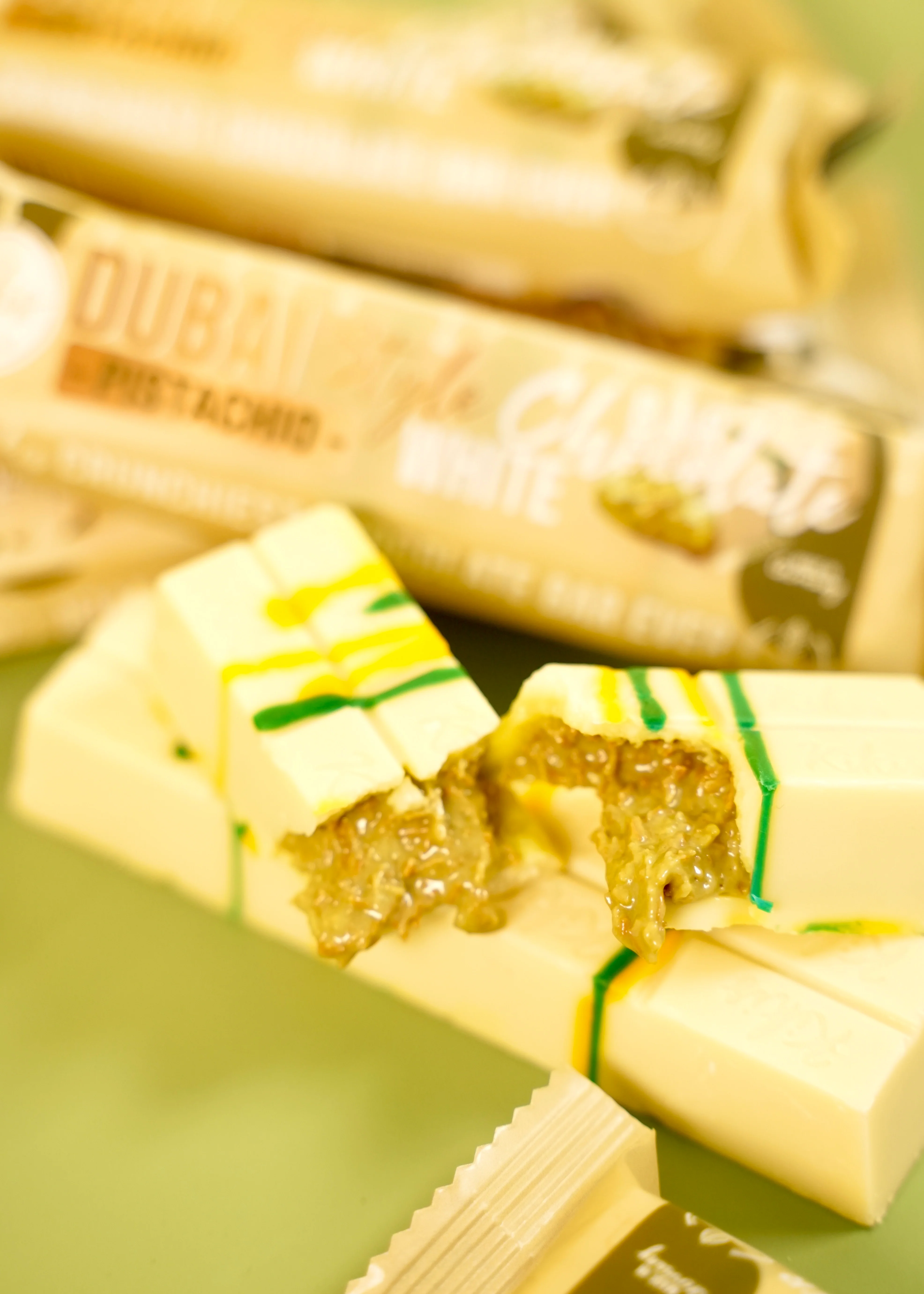 Kikis Dubai Style Bar Chocolate - White Pistachio 🍫 - Image 6