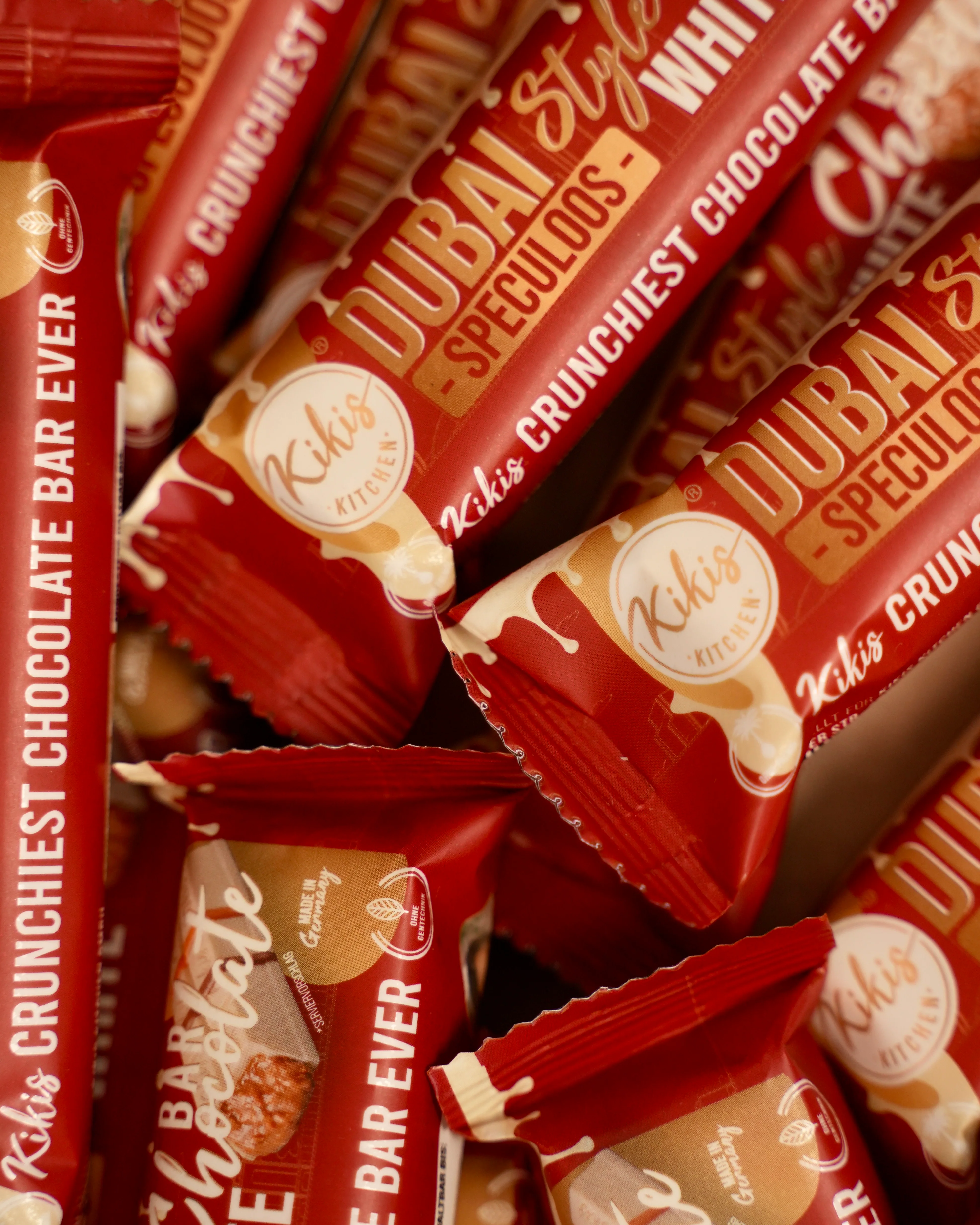 Kikis Dubai Style Bar White Chocolate - Speculoos 🍫 - Image 4