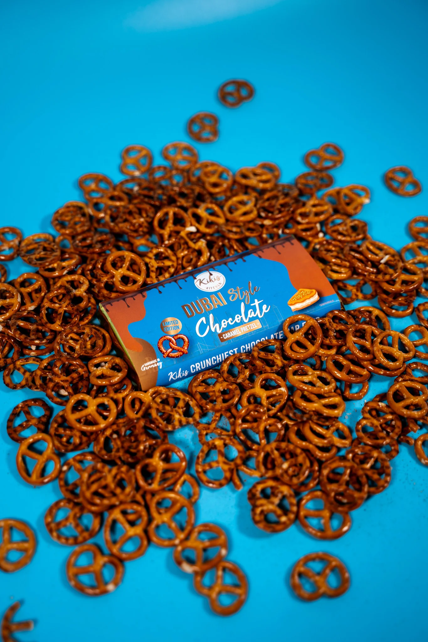 Kikis Dubai Style Chocolate - Caramel Pretzel 🍫 - Image 4