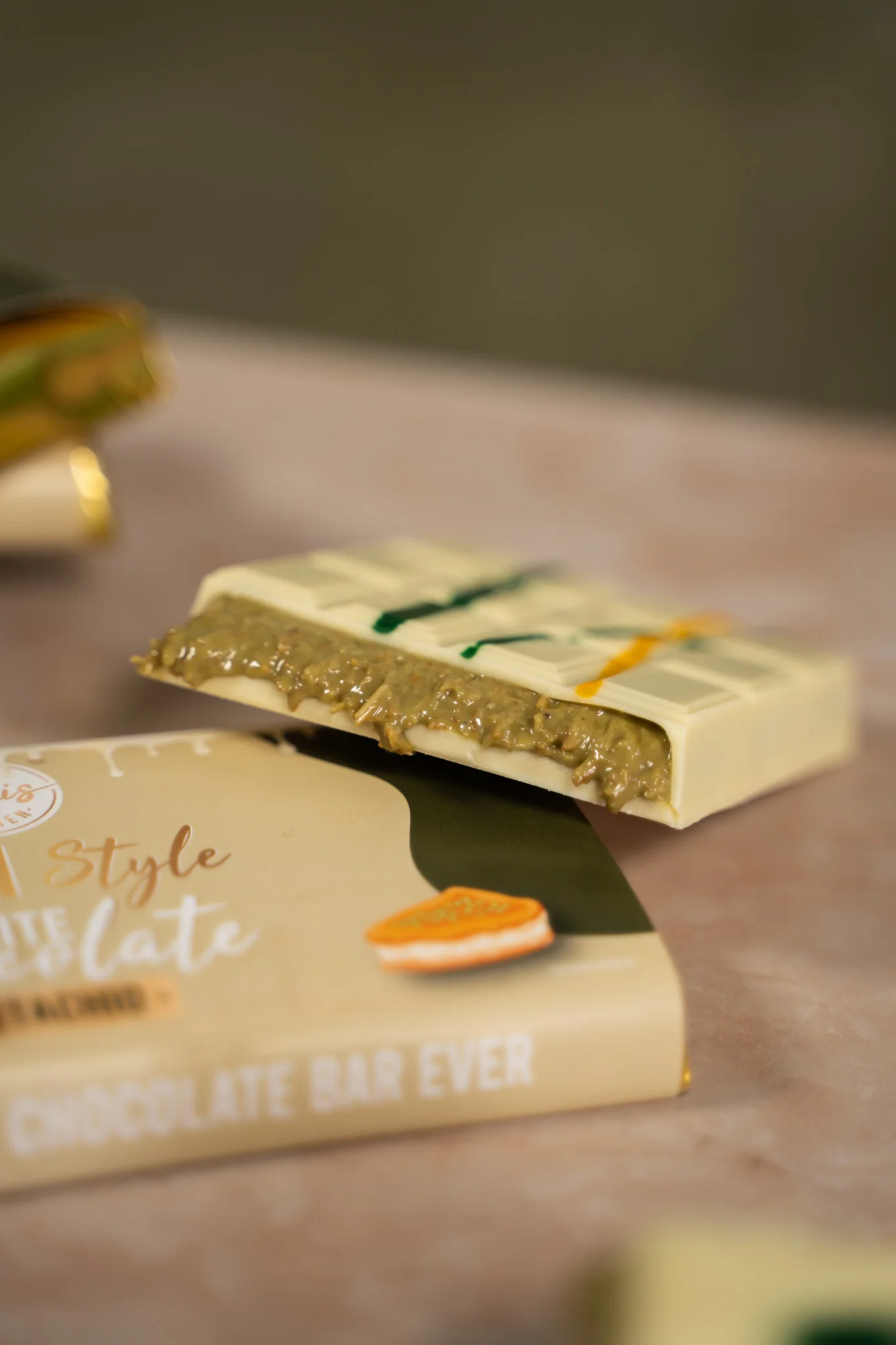 Kikis Dubai Style White Chocolate - PISTACHIO 🍫 - Image 11