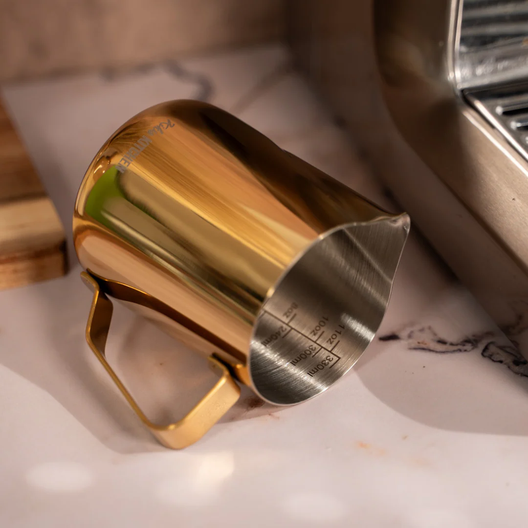 Kikis Barista Milchkännchen 350ml - GOLD - Image 3